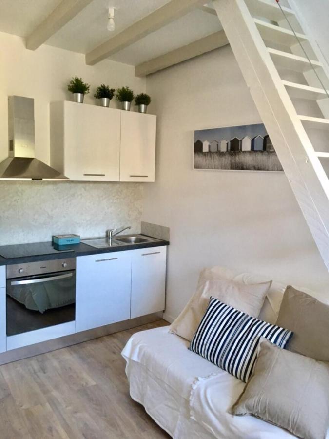 Beau Duplex Dans Longere A 5 Min De La Plage Larmor-Plage Extérieur photo